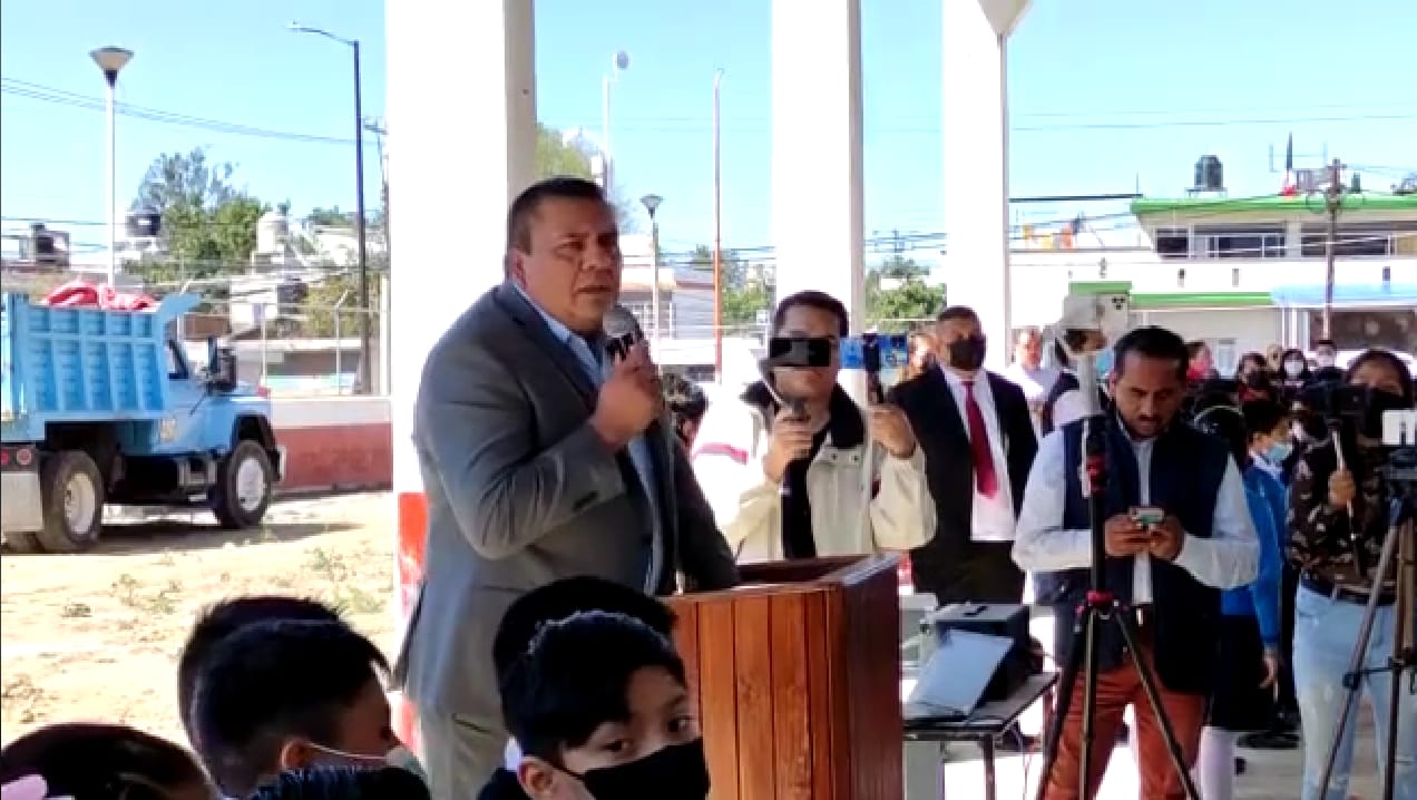 Inicia el gobierno de Papalotla la reconstrucción de primaria afectada por sismos
